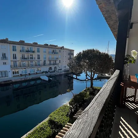 Apartment Fully Renovated 2-room With Ac A Large Balcony In The Center *